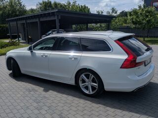 Volvo V90 2.0 140kW