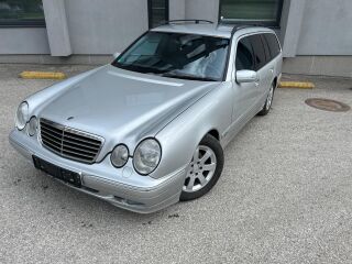 Mercedes-Benz E 220 Avangarge 2.2 R4 CDI 105kW