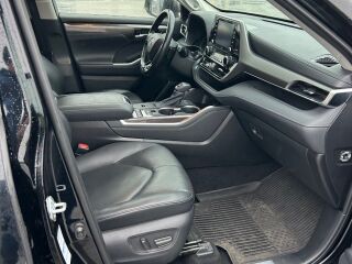 Toyota Highlander Executive 2.5 140кВ