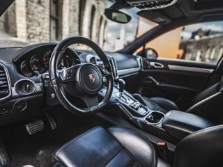 Porsche Cayenne Turbo 4.8 V8 368кВ