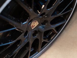 Porsche Panamera 4s 2.9 324кВ