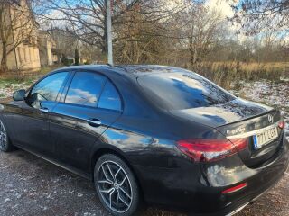 Mercedes-Benz E 220 E220 D 4matic AMG 2.0 143kW