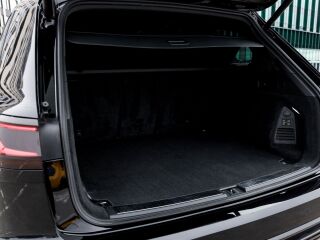 Volkswagen Touareg R-line 3.0 V6 210kW