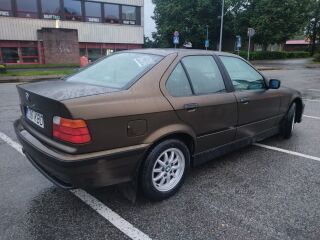 BMW 318 170kW