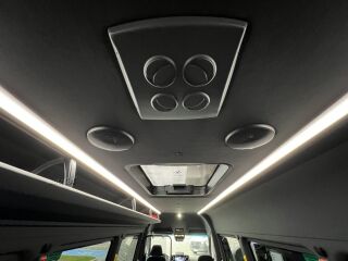 Mercedes-Benz Sprinter 519CDI 22+1+1 2.0 R4 140kW