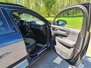 Volvo XC40 Recharge 300кВ