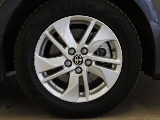 Toyota Yaris Active 68кВ
