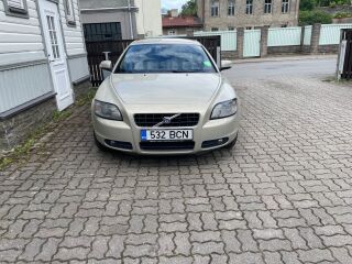Volvo C70 2.4 103kW