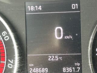 Skoda Superb 1.5 110кВ