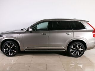 Volvo XC90 AWD INSCRIPTION LUXURY XENIUM FULL 2.0 T8 Recharge Twin Engine Plug-In-Hybrid 288кВ