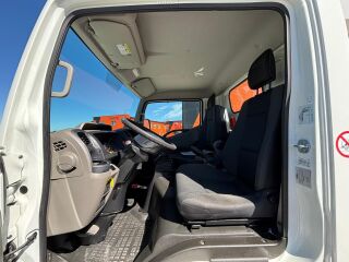 Nissan NT 400 4x2 90kW