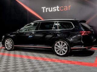 Volkswagen Passat R-Line 4motion 2.0 176kW