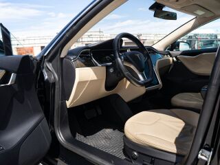 Tesla Model S 85D 270kW 270kW