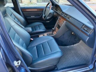 Mercedes-Benz 300 E - 24 3.0 R6 162kW