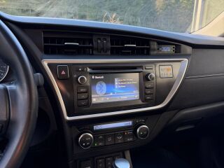 Toyota Auris 1.6 97кВ