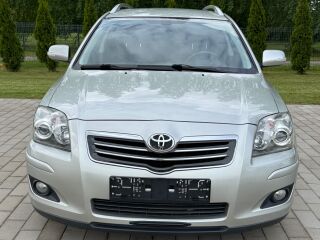 Toyota Avensis LINEA SOL 2.2 D-4D D-CAT