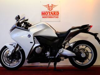 Honda VFR 1200 V4 127кВ