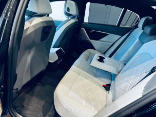 BMW 550 xDrive M-Sportpakett 3.0 360kW