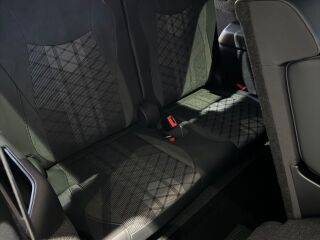 Volkswagen Tayron R-line 1.5 eTSI 110kW
