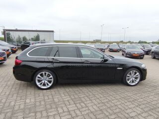 BMW 530 Touring X-DRIVE 3.0 190kW