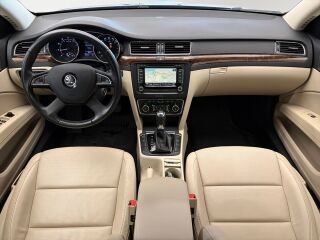 Skoda Superb Combi 1.8 TSI 118кВ