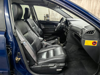 Volvo V40 1.9 85кВ