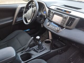 Toyota RAV4 2.2 110kW