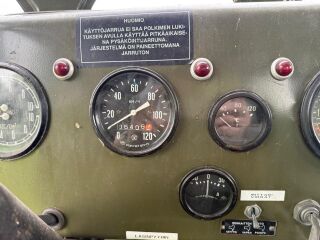 KRAZ 255b V8