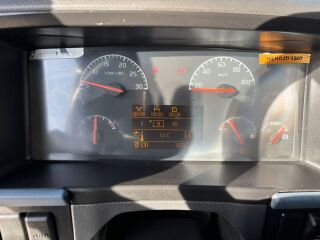 Volvo FM 440 8x4*4 324kW