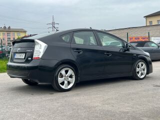 Toyota Prius 1.8 R4 73kW