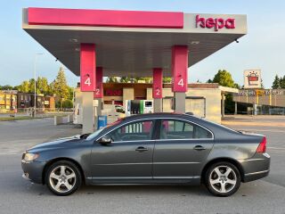 Volvo S80 2.4 D5 136kW