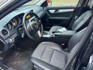 Mercedes-Benz C 180 2.1 88kW
