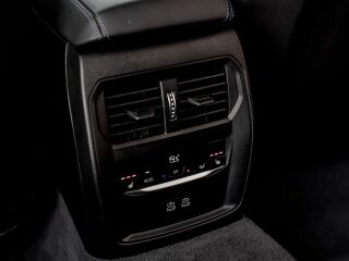 BMW 330 e M-Sport Individual 2.0 215кВ