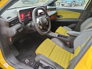 Renault 5 E-Tech Iconic Comfort Range 110kW