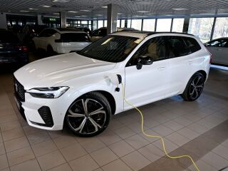 Volvo XC60 AWD B&W 4C LUXURY+ ULTRA DARK XENIUM INTELLI  2.0 T6 Plug-in Twin engine LONG RANGE 293kW