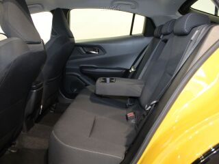 Toyota Prius Plug-in Hybrid Luxury 2.0 111кВ