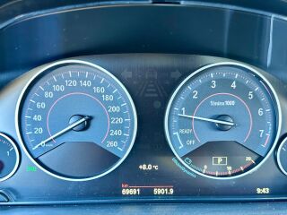 BMW 330 Sport Line xDrive 2.0 R4 185kW