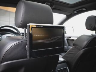 Audi Q7 S-line + 3.0 V6 176кВ