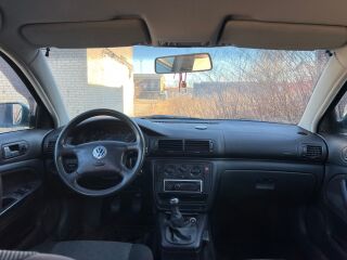 Volkswagen Passat 1.6 R4 74kW