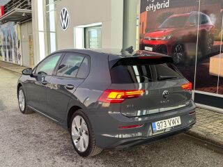 Volkswagen Golf Life 30Y 1.5 eTSI 85kW