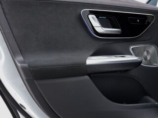 Mercedes-Benz EQE 500 4matic AMG Hyperscreen 300kW
