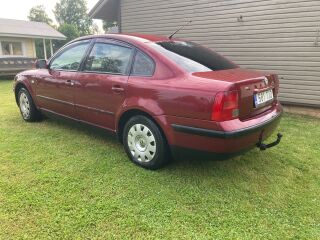 Volkswagen Passat 1.9 R4 TDI 66kW