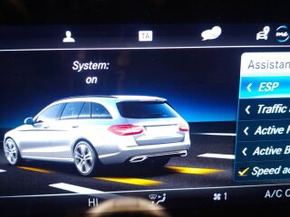 Mercedes-Benz C 300 700NM-PAR 2.0 225kW