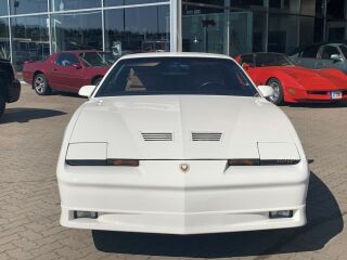 Pontiac Firebird Trans Am GTA Notchback 5.7 V8 TPI 225hp