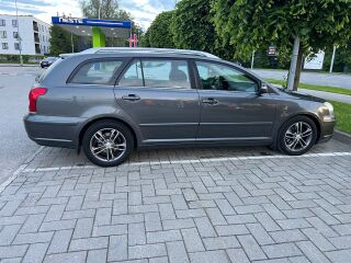 Toyota Avensis 2.0 108kW