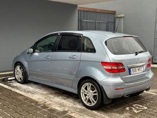 Mercedes-Benz B 200 2.0 103kW