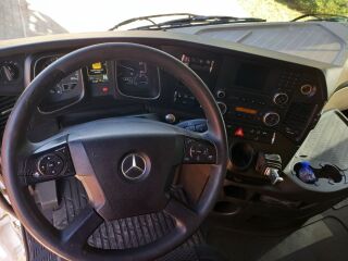 Mercedes-Benz Actros 330kW