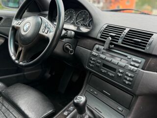 BMW 320 Sportpakett Facelift 2.2 R6 125kW