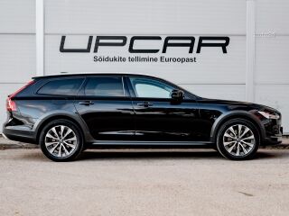 Volvo V90 Cross Country D5 AWD PRO 2.0 173kW