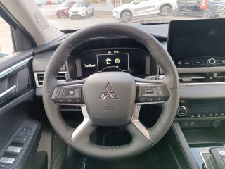 Mitsubishi Outlander Intense 4WD 2.4 PHEV 225kW